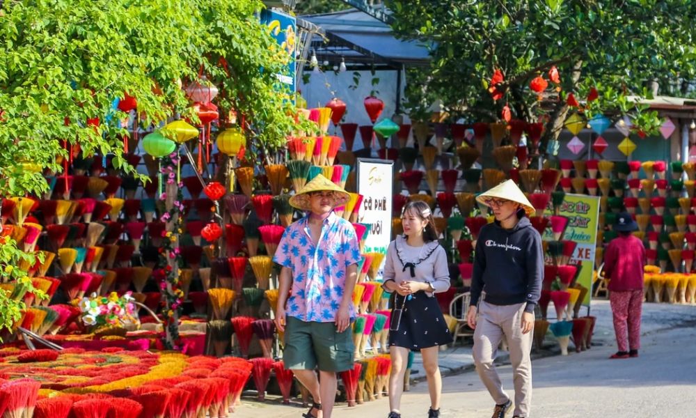 hue-in-november-travel-guide